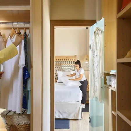 Hotel Grace Collection